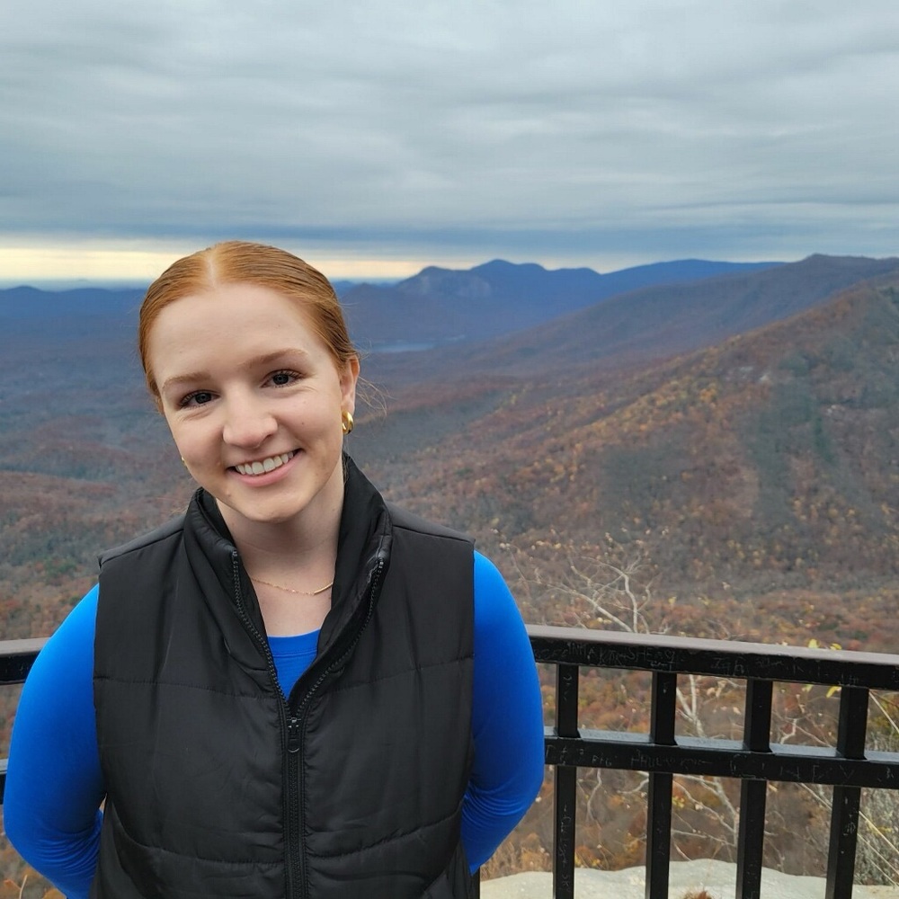 Meet your Posher, Annie